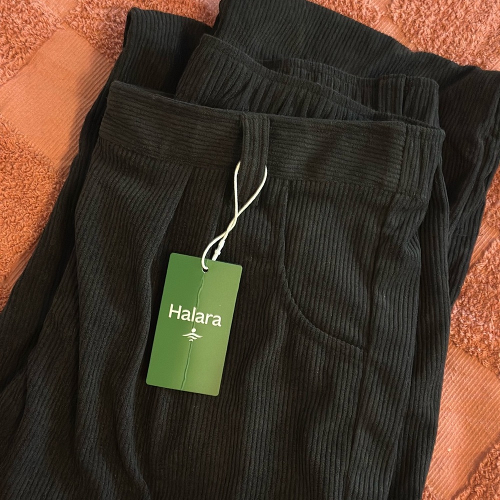 Halara Black Mid-Rise Corduroy Pants Stretch